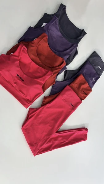 Conjunto top + Legging microcanelado — foto 3
