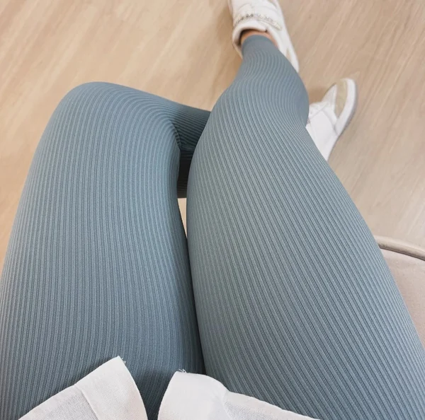 CALÇA CANELADA — foto 1